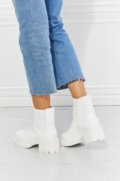 MMShoes What It Takes Lug Sole Chelsea Boots