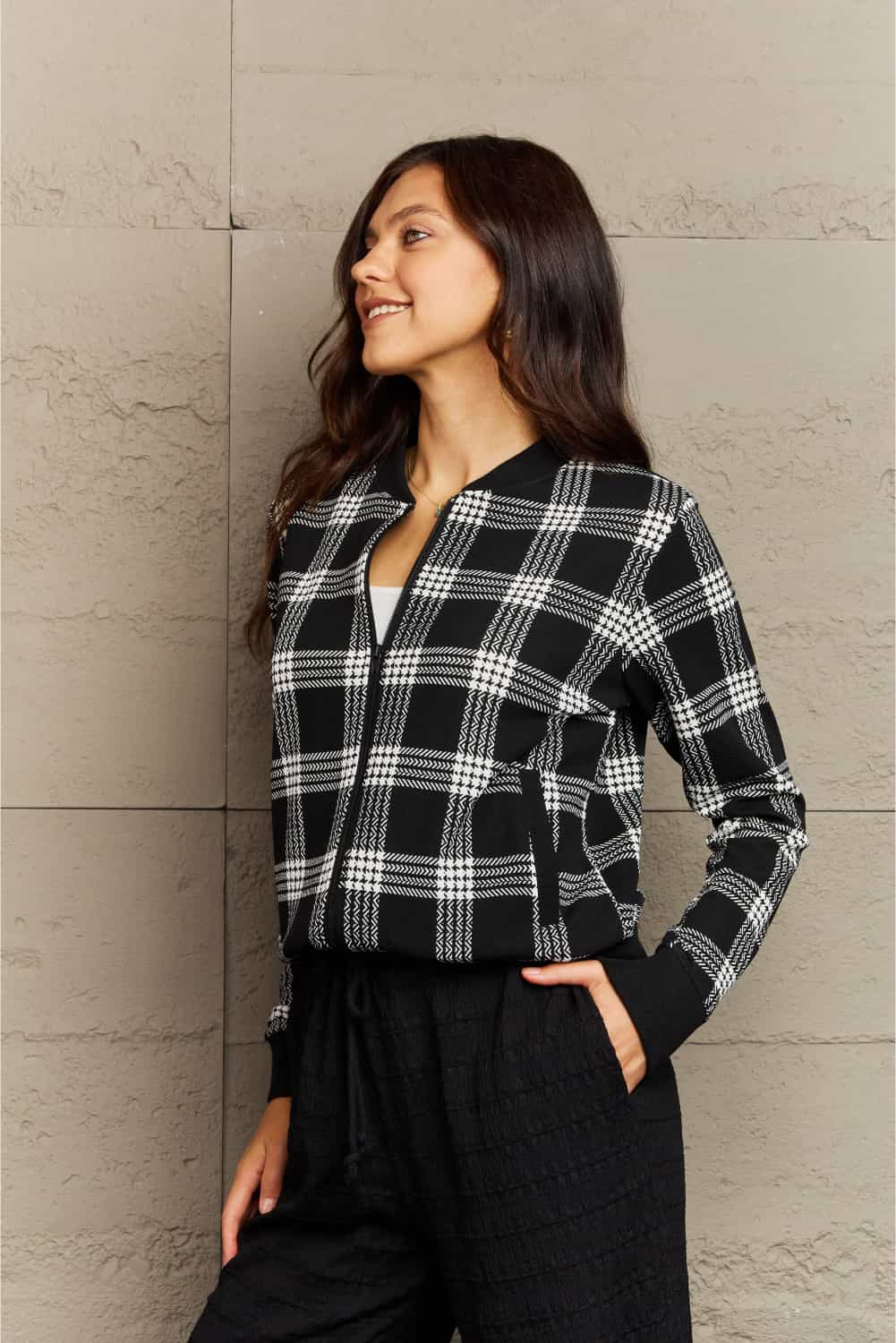 Ninexis Plaid Round Neck Long Sleeve Jacket